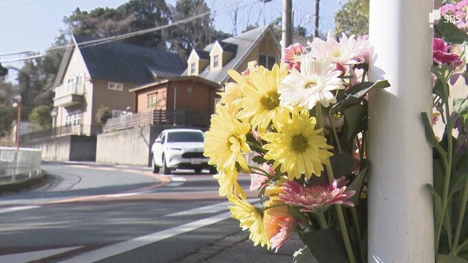 「どうして運転をやめてくれなかったのか」浜松・舘山寺の児童4人死傷事故から1年 運転手は意識障害で過去にも事故…亡くなった小学生（8歳）の遺族が心境を吐露|TBS NEWS DIG