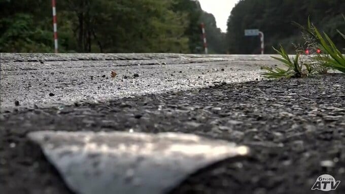 国道7号で車3台が絡む事故発生　2人死傷　乗用車が対向してきたワンボックスカーと衝突→そのはずみでワンボックスカーが隣の車線の大型トラックに衝突　青森県平川市碇ヶ関|TBS NEWS DIG