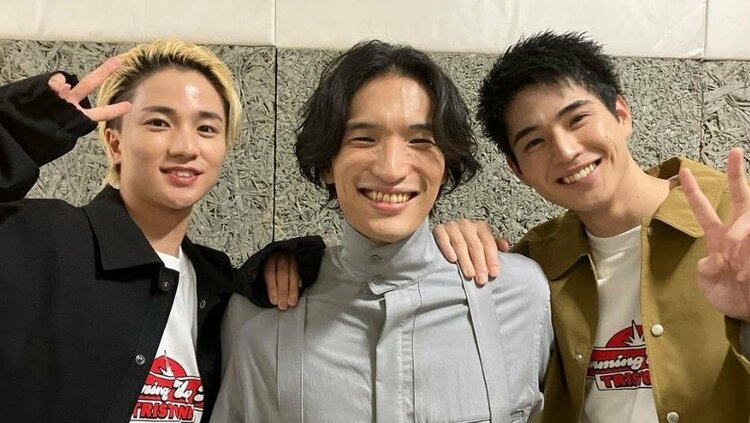 小栗旬様　DAY6 THE BEST DAY2 WONPIL 小栗旬】「ツーショット胸熱」中沢元紀のインスタに社長が登場「大