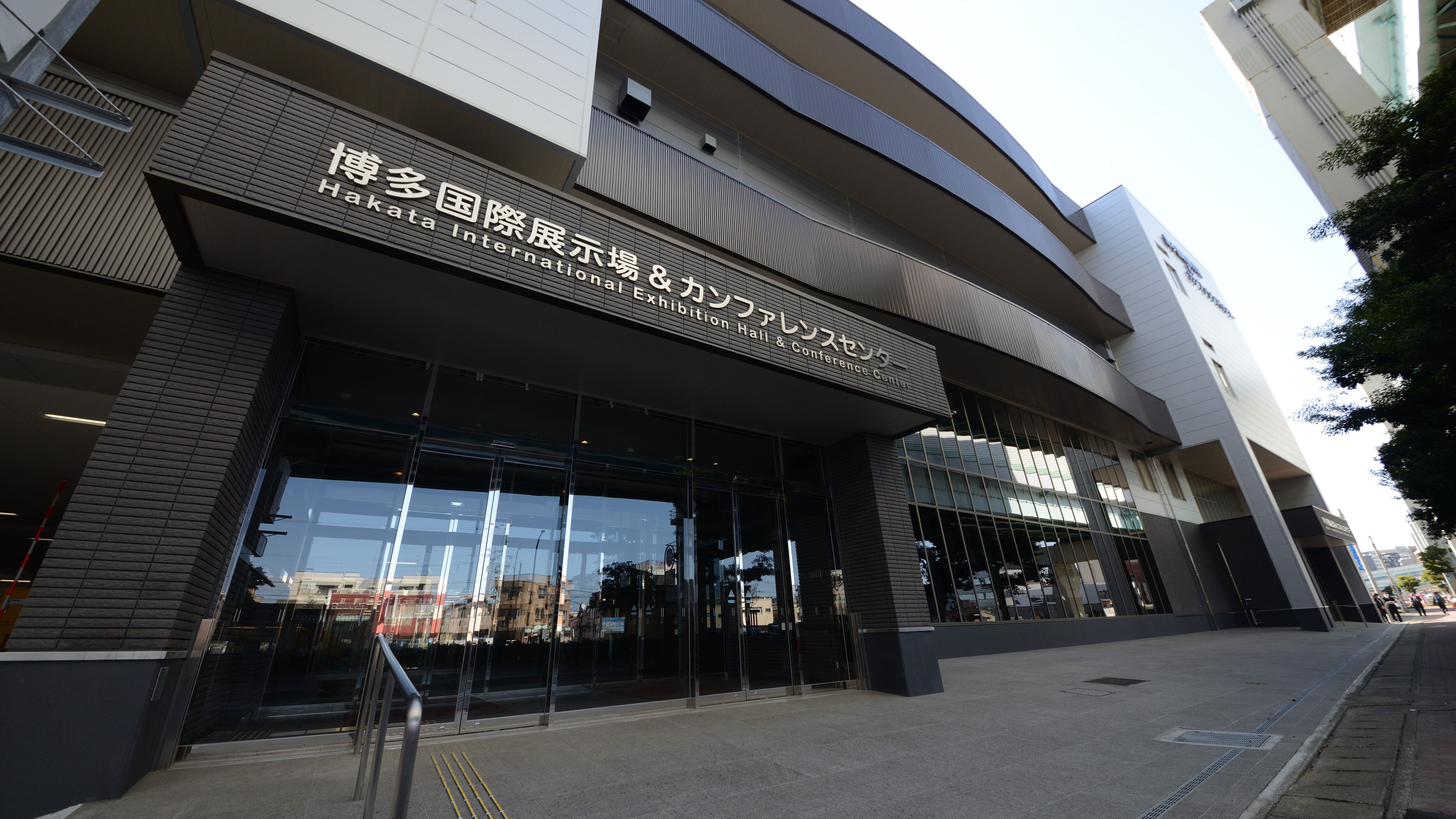 西日本鉄道が福岡市で仕掛ける、福岡空港・JR博多駅からアクセス抜群の