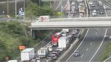 中央道・上り線 上野原IC付近まで12kmの渋滞 小仏トンネル内で乗用車が故障・停車【午後3時50分現在】|TBS NEWS DIG