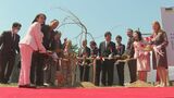ウクライナの平和祈り…駐日大使がサクラ植樹 猪苗代町のホテル 福島|TBS NEWS DIG