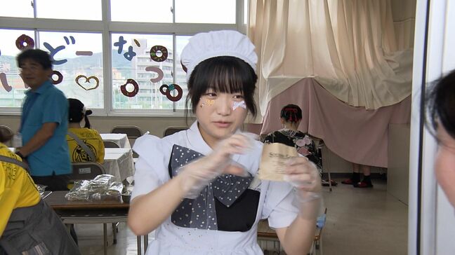 高校文化祭で地元の特産品をPRするマルシェ 「ハッカ」を使ったアロマボトルや「い草」を編み込んだミサンガなど【岡山】|TBS NEWS DIG