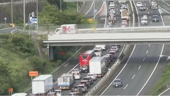 中央道・上り線　上野原IC付近まで12kmの渋滞　小仏トンネル内で乗用車が故障・停車【午後3時50分現在】|TBS NEWS DIG