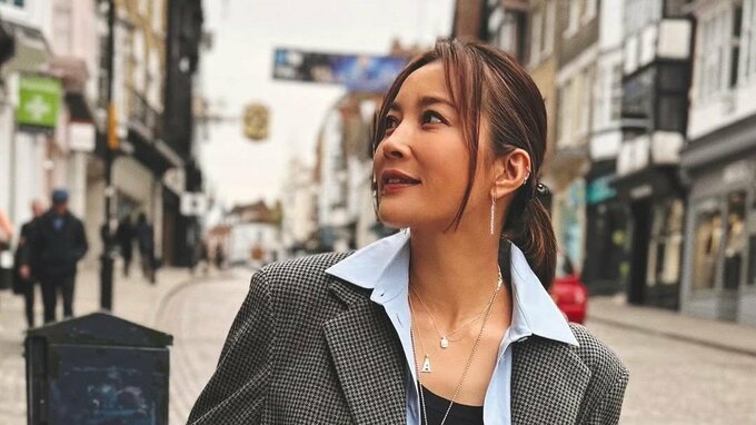 【 瀬戸朝香 】　オシャレな私服で　「子供達に逢いにイギリスへ…」|TBS NEWS DIG