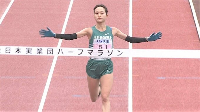 【全日本実業団ハーフマラソン】樺沢和佳奈が1時間10分13秒で優勝 ！ 終盤で圧巻のスパート|TBS NEWS DIG