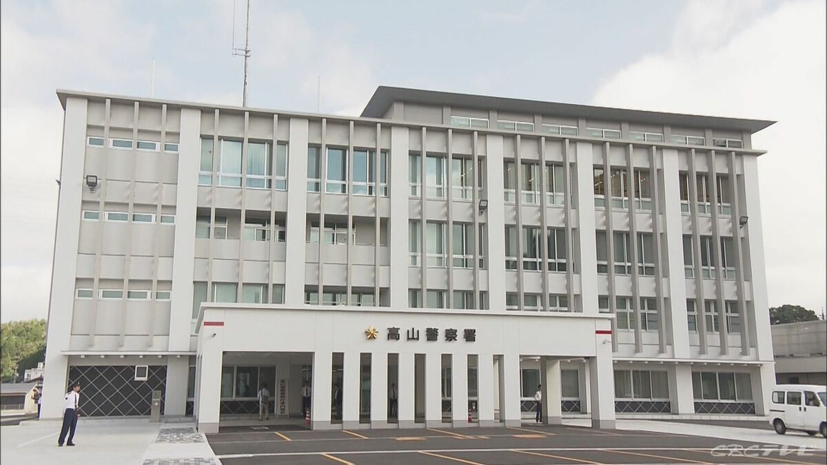 北アルプス奥穂高岳で滑落 76歳男性を「背負って」救助 岐阜・長野県警の山岳隊員などが出動 悪天候でヘリは飛べず