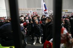 韓国大統領を正式に逮捕、裁判所が新たな令状発布－非常戒厳巡り| TBS CROSS DIG with Bloomberg