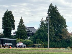 金属バットで向かってきた男性に警察官が発砲…男性は重傷 現行犯逮捕も治療のため釈放 富山・南砺市|TBS NEWS DIG