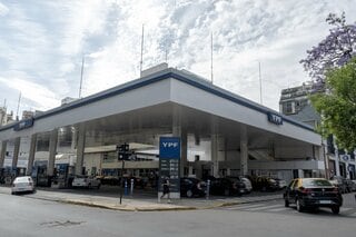 アルゼンチン国営YPF､ガソリン価格45日間維持－ミレイ政権と一線画す| TBS CROSS DIG with Bloomberg