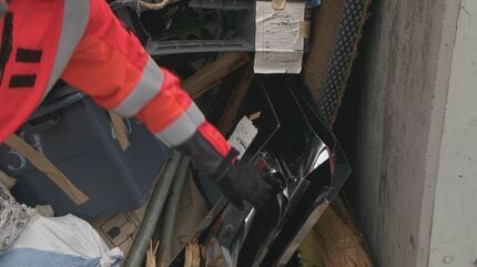 MOACON japan 落下物 愛知 畳」が高速道路上に…？ 走行中に接触したら危険な落下物「落とし主の