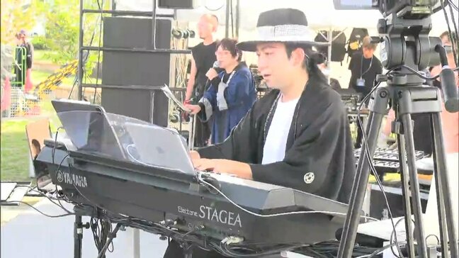 玉野市の宇野港でも「瀬戸内国際芸術祭2025」オープニングイベント　5次元キーボードパフォーマーの薮井佑介さんら【岡山】|TBS NEWS DIG