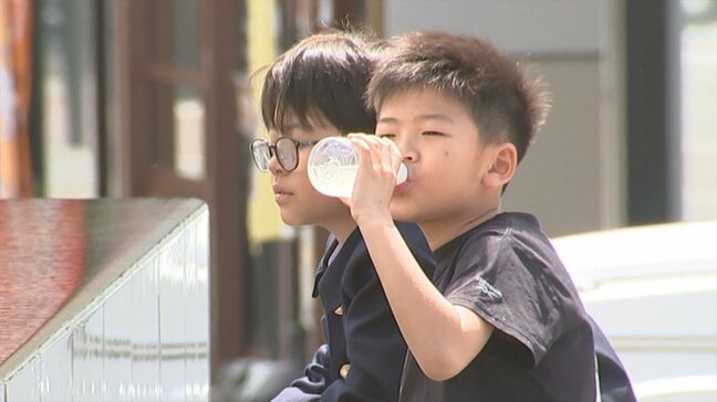 「服装を間違えた。半袖でいいかな」6日の県内は季節外れの暑さ 甲府は夏日に迫る 山梨|TBS NEWS DIG