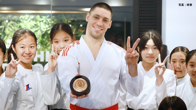 匿名で日本人が落札の五輪銅メダルが本人に返還　ウクライナのメダリスト、将来は「大統領になりたい」|TBS NEWS DIG