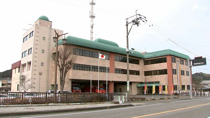 「自宅の2階から火が出ている」木造2階建て住宅をほぼ全焼　けが人なし　金谷中学校西側の住宅街=静岡・島田市　|　静岡のニュース | SBSNEWS | 静岡放送