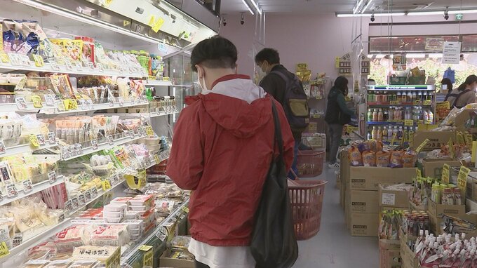 今年の食品の値上げ3万品目越え　過去最大級に