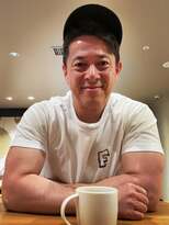 【 西川忠志 】　Ｔシャツ姿のオフショットに反響　「腕の太さ、かっこよすぎです！！」「思わず３度見しました」|TBS NEWS DIG