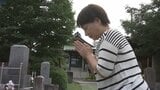秋の彼岸の入り 盛岡の寺では墓参りに訪れた人が墓前に手を合わせる 岩手|TBS NEWS DIG