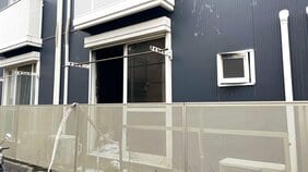 横浜・保土ヶ谷区　アパート一室が全焼　火元の部屋から女性（50代）病院搬送後、死亡|TBS NEWS DIG