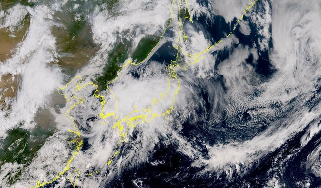 「局地的に雷を伴った激しい雨」近畿中南部で最大150ミリ - 梅雨前線活発化で15日明け方までに警報級の恐れ|TBS NEWS DIG