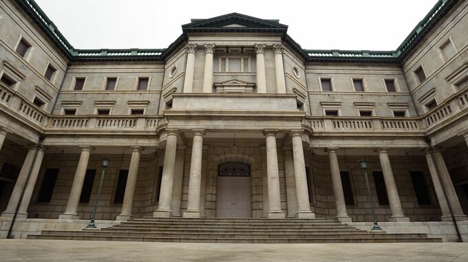 債券先物は小幅下落、氷見野日銀副総裁の発言控えて売り優勢