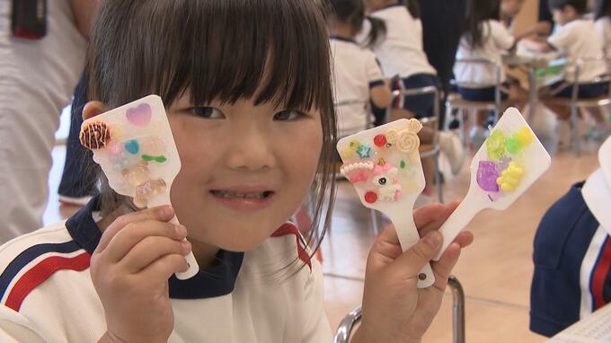 幼稚園児が“デコった”よさこい祭りのメダル、出来栄えは? 競演場で踊り子に贈られる「オリジナルメダル」子どもたちが制作【高知】　|　高知のニュース・天気｜KUTV NEWS | KUTVテレビ高知