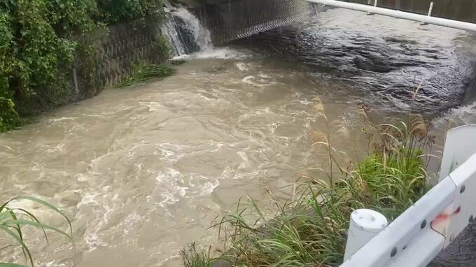沖縄本島地方で大雨　本島南部・北部・久米島で土砂災害に警戒　【大雨情報・15日午前】　|　沖縄のニュース｜RBC 琉球放送