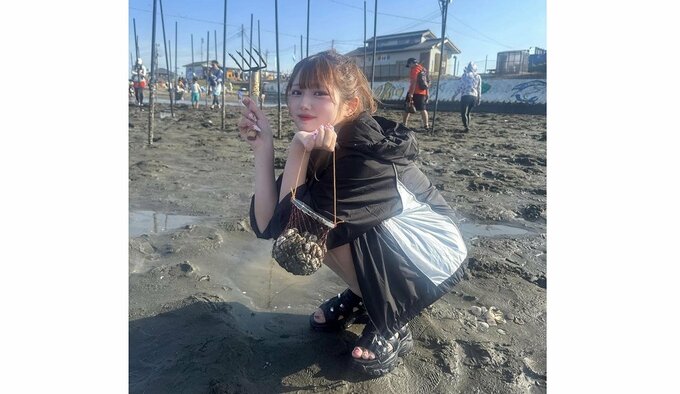 【辻󠄀希美・長女】希空さん　「家族で潮干狩り行ってきた」　海辺で笑顔　「ハマグリ見つけられなかった、、」|TBS NEWS DIG