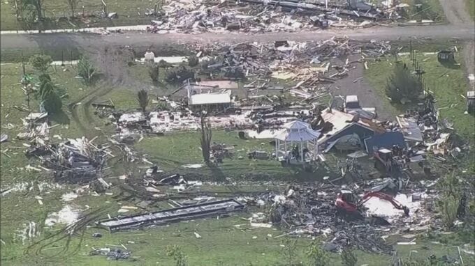 米テキサス州などで竜巻伴う暴風雨18人死亡　樹木は根こそぎなぎ倒され…住宅も倒壊　北東部でさらなる被害の懸念も