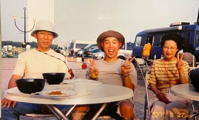 【Hi-STANDARD】　難波章浩さん　父が「2週間前から突然体が動かなくなり、今は意志の疎通も難しい状況」　「現実の重さに押しつぶされそう」　状況明かす　「父を諦めたわけではありません」　|TBS NEWS DIG