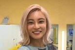 【 小島瑠璃子 】 「髪をさらに濃いピンクにして（！？）　エネルギーチャージ」　最新ショット公開　花粉症デビューで　「毎日目頭が尋常じゃなく痒すぎ」|TBS NEWS DIG