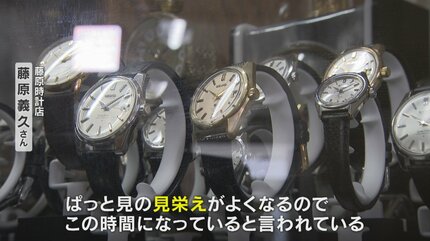 江戸時代以降の掛け時計や腕時計など150点 時の記念日企画展 技術進歩