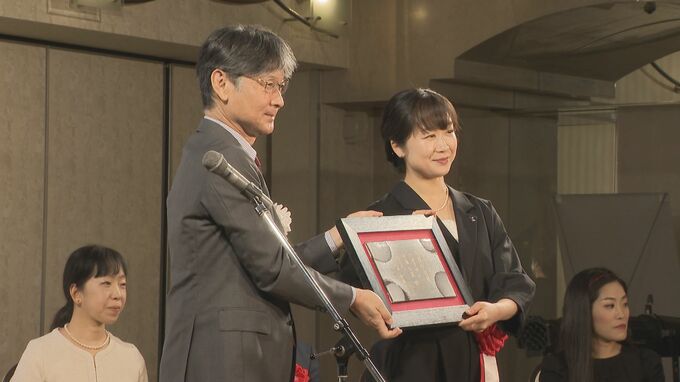 詩人・中原中也の誕生日　愛好家が朗読会　中也賞・佐藤文香さんに贈呈　|　山口のニュース・天気・防災｜tys NEWS｜ｔｙｓテレビ山口