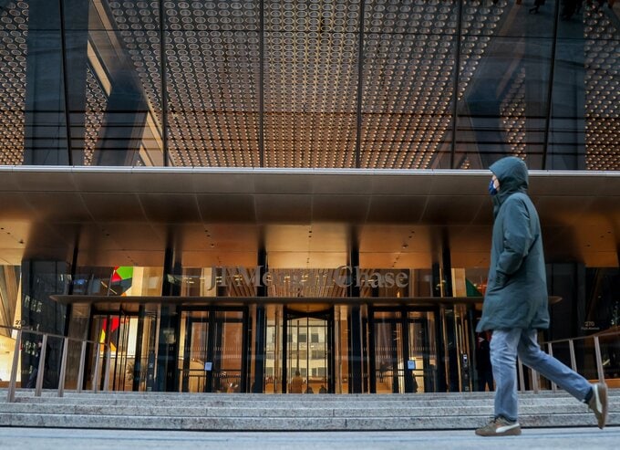 JPモルガンが強気の攻勢－大型LBO案件で債券・ローン販売支援へ