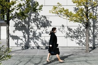 最低賃金1500円でも残る男女格差　データが示す女性の低賃金偏重と「年収の壁」の罠| TBS CROSS DIG with Bloomberg
