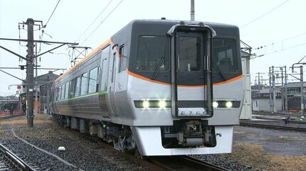 四国　８０００系リニューアル　８両 JR四国10月3連休多客期輸送】リニューアル8000系が8両編成で岡山