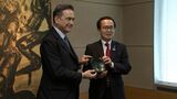 フィデル・センダゴルタ駐日スペイン大使「サンティアゴ・デ・コンポステラの巡礼路と四国遍路で関係深めたい」香川県知事表敬 | 岡山・香川のニュース | 天気 | RSK山陽放送