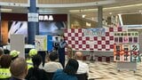 悲惨な事故とバイバイ!秋の全国交通安全運動にあわせ啓発イベント 堺市北区の商業施設 来年4月には自転車にも青切符導入|TBS NEWS DIG