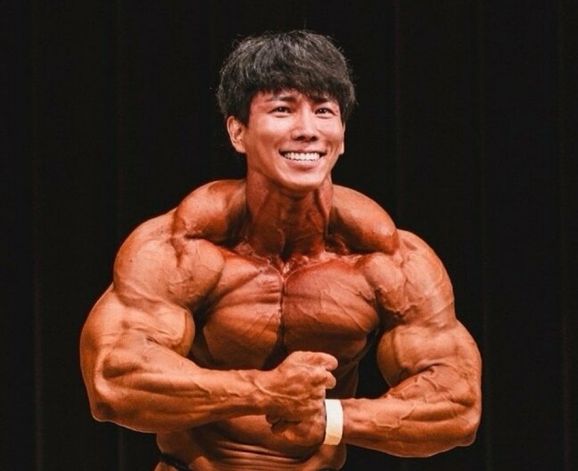 【 横川尚隆 】 「職業きんにく」 脅威の肉体美を披露 「大胸筋て鍛えあげると落とし穴になるんだぜ」|TBS NEWS DIG