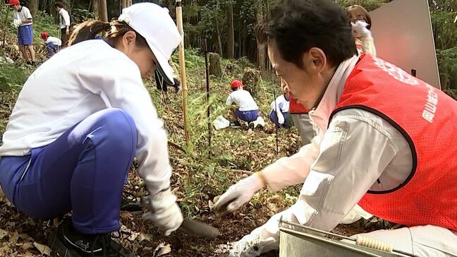 「屋根に使いやすい立派な木になって」小学生がヒノキの苗を植樹 80年後に吉備津神社本殿の屋根を葺き替えるため【岡山】|TBS NEWS DIG