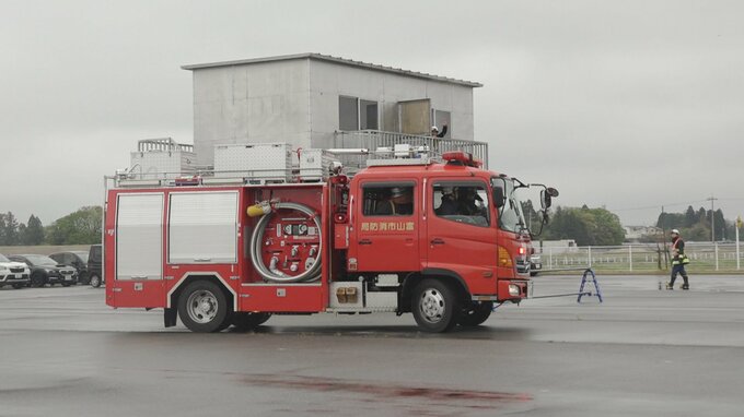 煙が充満する火事現場を想定　視界が不十分な中での活動を確認　富山　|　富山のニュース｜天気・防災｜チューリップテレビ