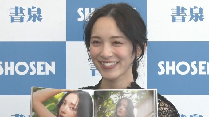 【都丸紗也華】「10周年で写真集」は「赤い水着・手ブラ・虎」で最大限　来年は「妹の亜華梨と写真集を」|TBS NEWS DIG