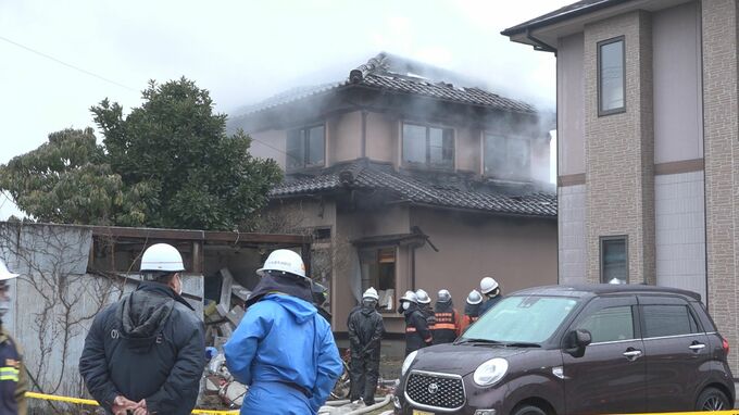 「2階から煙が見える」住宅火災　3時間半後に消し止める　けが人なし　富山・南砺市 　|　富山のニュース｜天気・防災｜チューリップテレビ