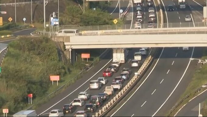 中央道　上り線　上野原ICー相模湖IC付近で2つの事故　6km渋滞　【午後4時55分現在】|TBS NEWS DIG