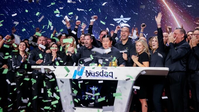 月面着陸成功の米ファイアフライがナスダック上場、取引初日は34％高