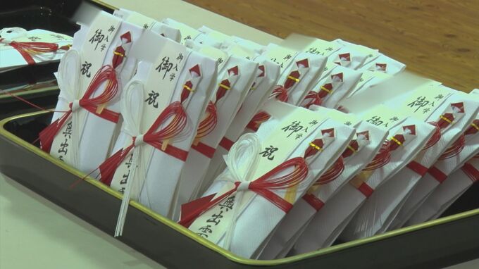 小学1年生1人につき10万円分の商品券を町が配布…大盤振る舞いの狙いは　島根県・奥出雲町　|　BSSニュース | BSS山陰放送