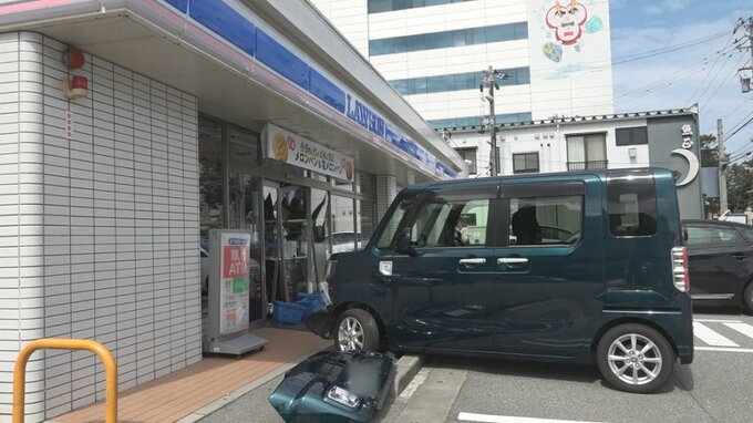 「ガシャーンという大きな音がして驚いた」コンビニに車が突っ込む　車運転の男性 ブレーキとアクセル踏み間違え　富山|TBS NEWS DIG