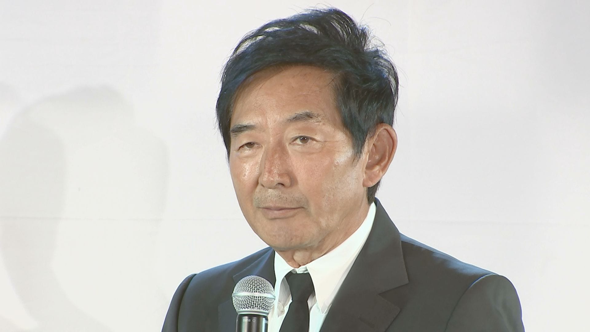 石田純一】“69歳まだまだこれから。皆さん『三カン王』になりましょう
