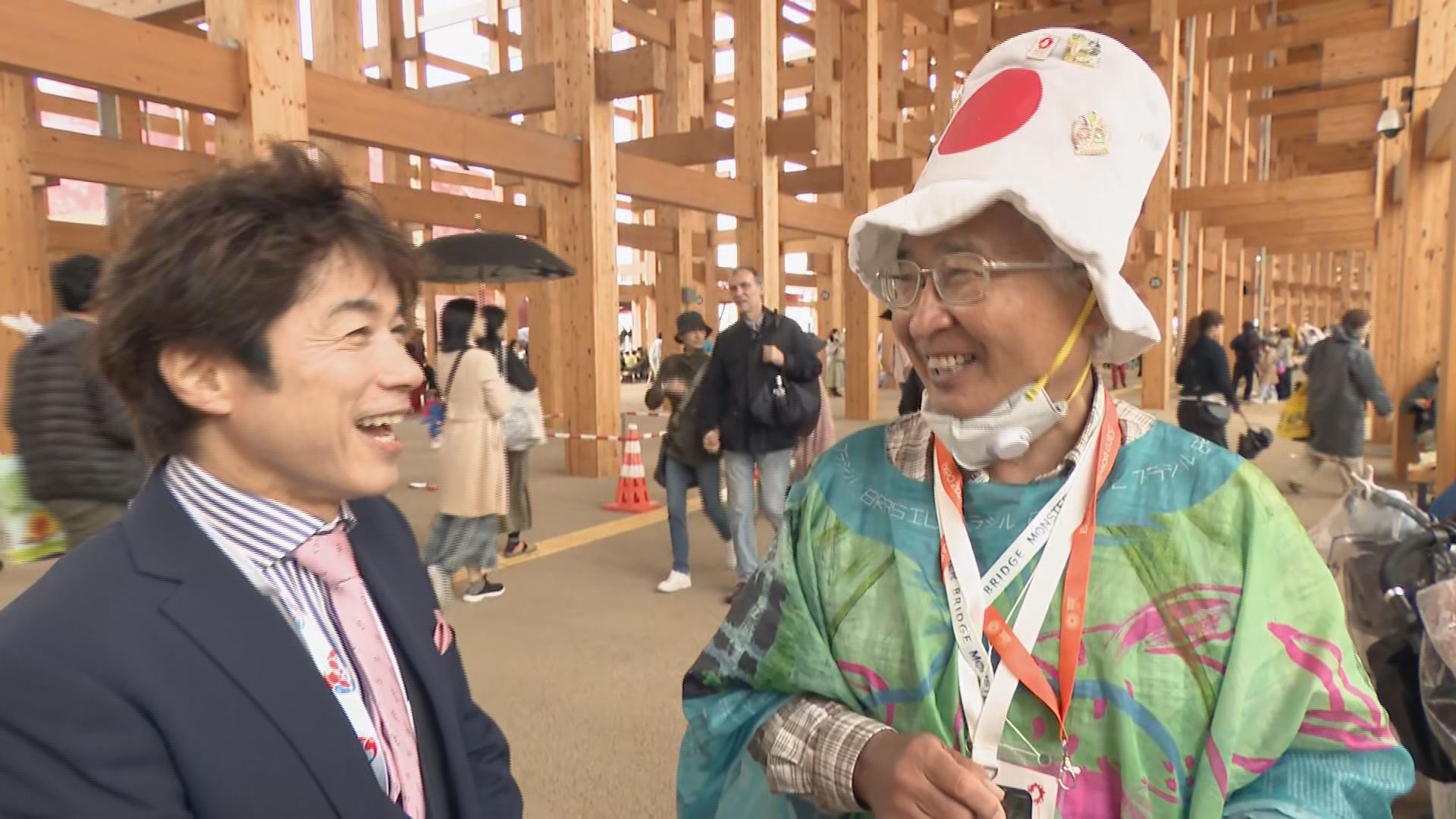 全パビリオン回った男性のオススメはイタリア館「予約なしで並んで貴重なものが見られる」 GW最終日の大阪・関西万博 冷たい雨でも大賑わい