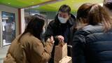いちごの試食会に抽選会・・・「春節」の商機到来に期待寄せる観光地 一方でマナーや渋滞への懸念も | 福岡のニュース|RKB NEWS|RKB毎日放送